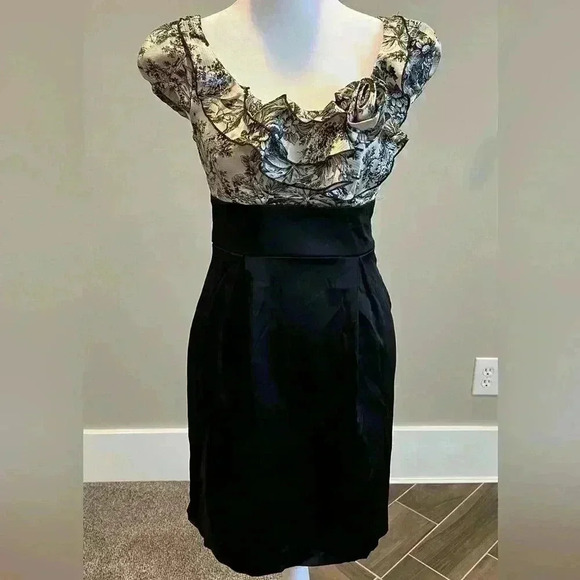 BCBGMaxAzria Satin cocktail Dress XS floral and bow - Picture 1 of 15